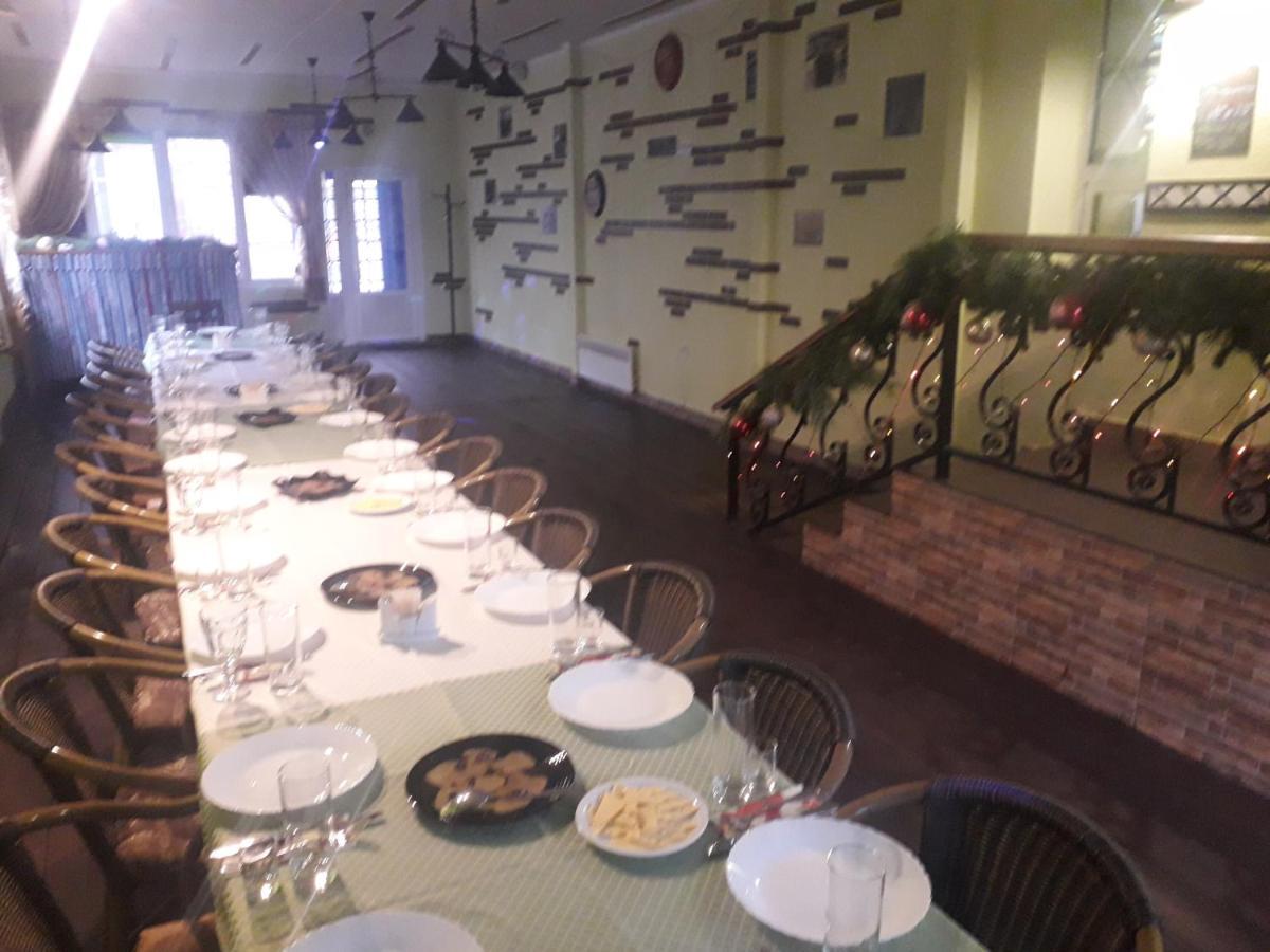 Kolos Hotel Obolon Kiev Luaran gambar